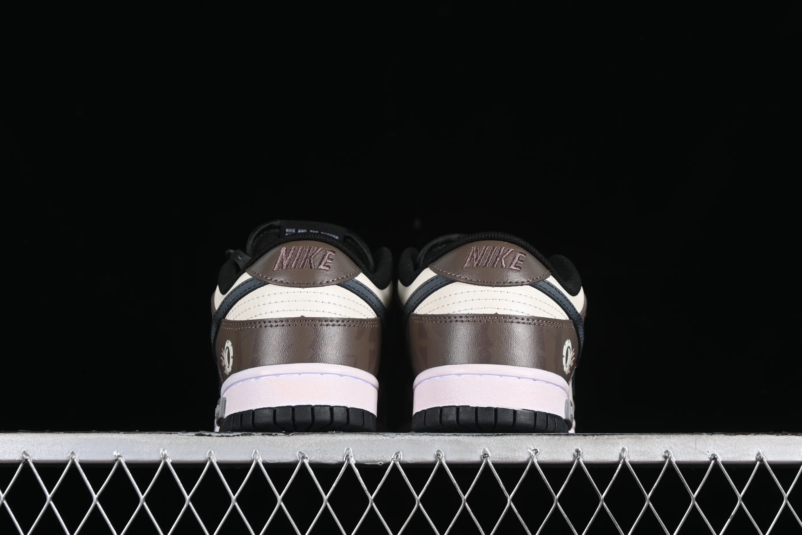 All Categories Nk SB Dunk Series Nk SB Dunk Low Low-top sneakers Nk Dunk Low Panda Prank Street Racing Rusty Distressed SB strap low-top casual sneakers DD1391-100